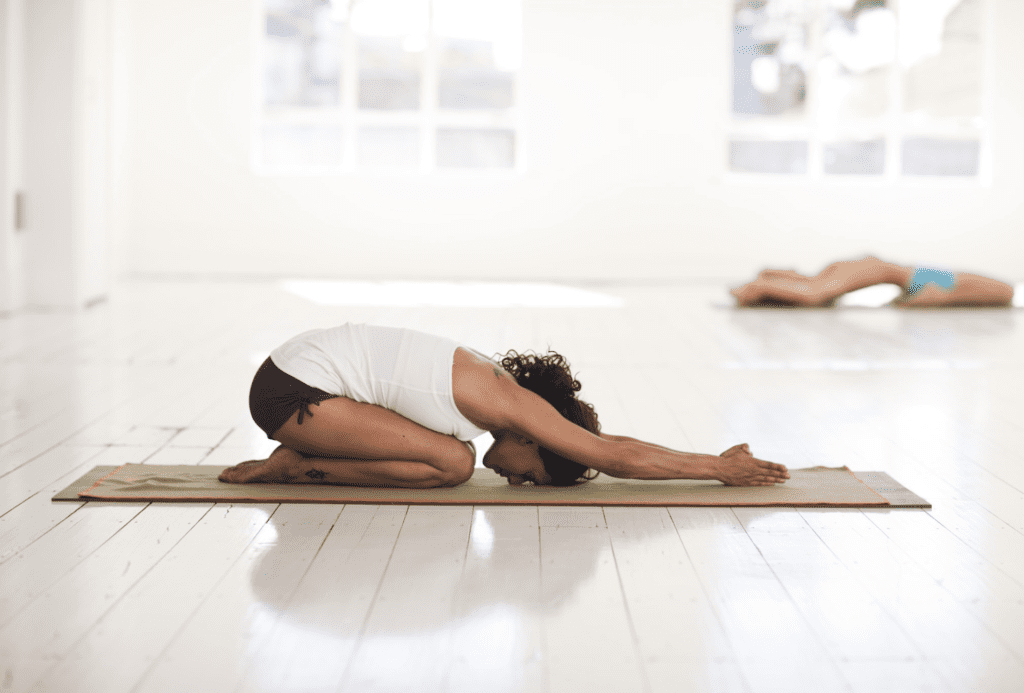yoga-therapie-gestion-du-stress-annecy-studio-wakanda