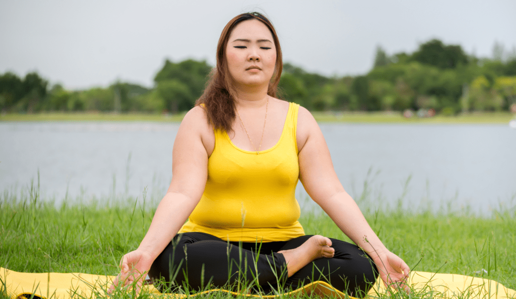 yogatherapie-gestion-du-poids-annecy-studio-wakanda-avec-guillaume-compain